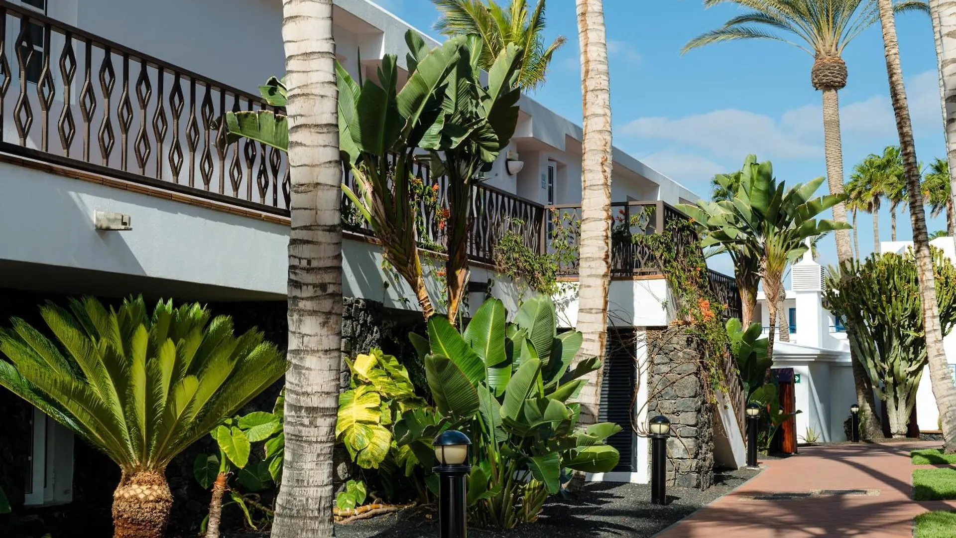 Plus Fariones Apartamentos Puerto del Carmen  Spain